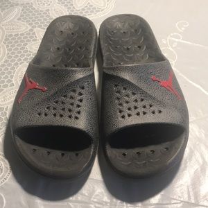 Jordan slides size 10